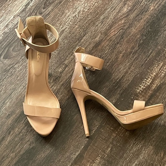 Aldo Women's Tan Ankle Strap Heels - Picture 3 of 4
